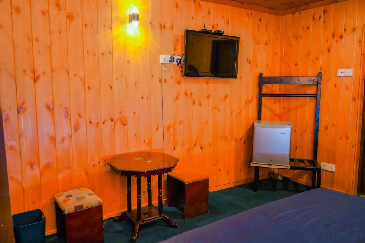 Hotel Blue Moon Residency Nuwara Eliya Exterior foto